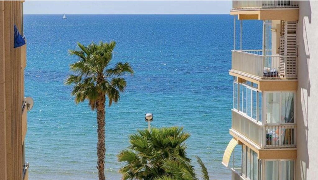 Estudi Safrà _Diseño estratégico de interiores vivienda